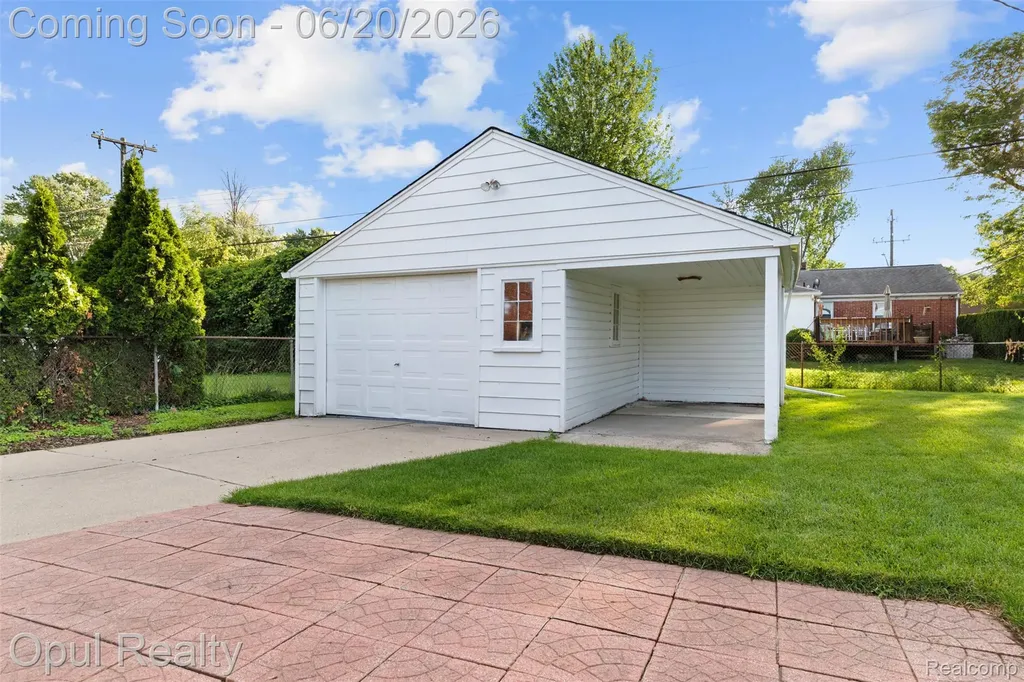11441 Brookfield Street Livonia City MI 48150