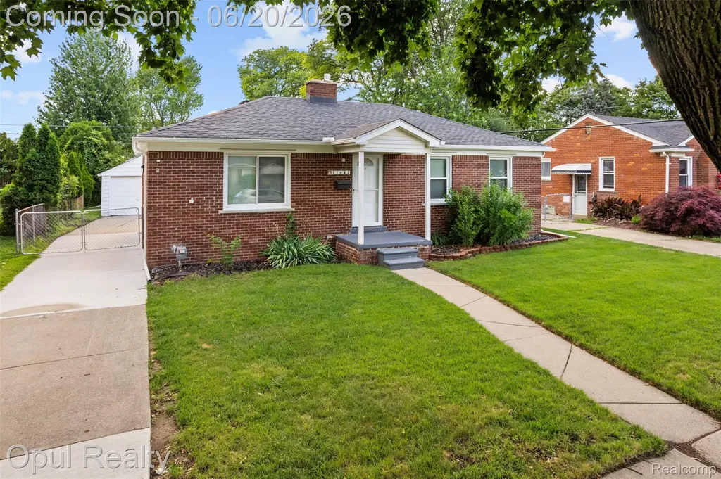11441 Brookfield Street Livonia City MI 48150