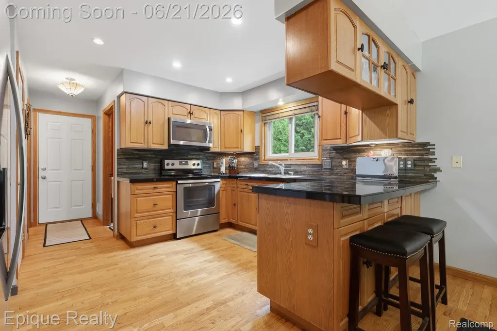 2348 Rochester Road Addison Township MI 48367