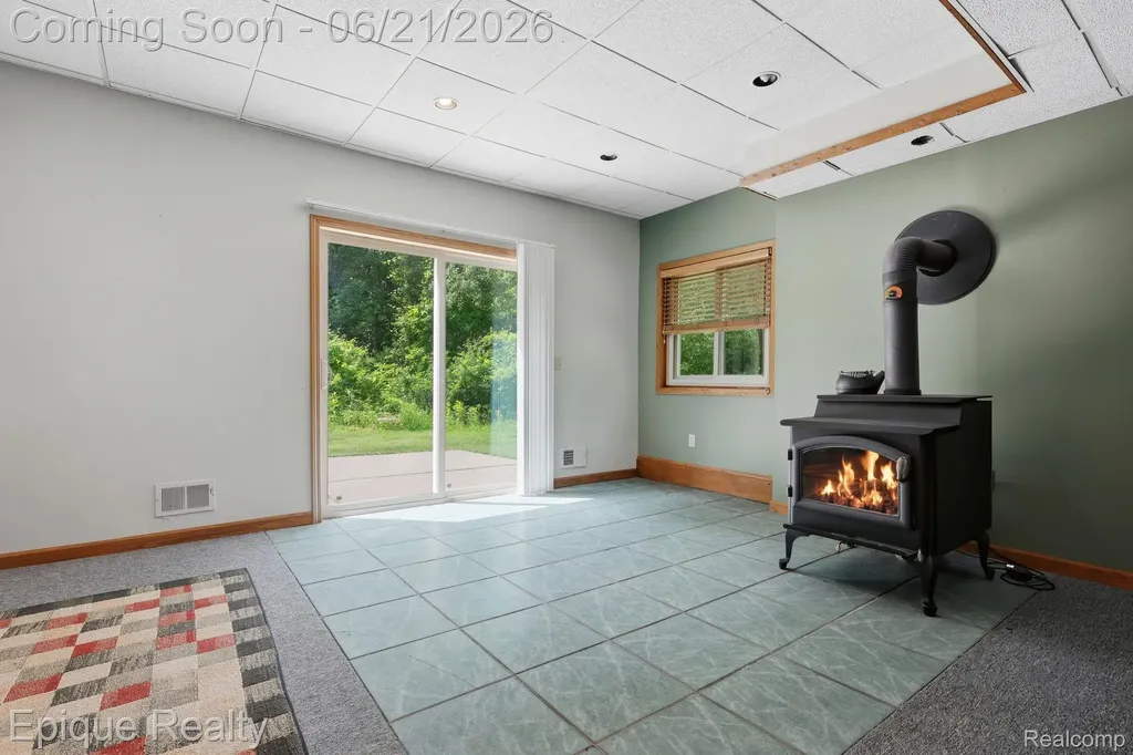 2348 Rochester Road Addison Township MI 48367