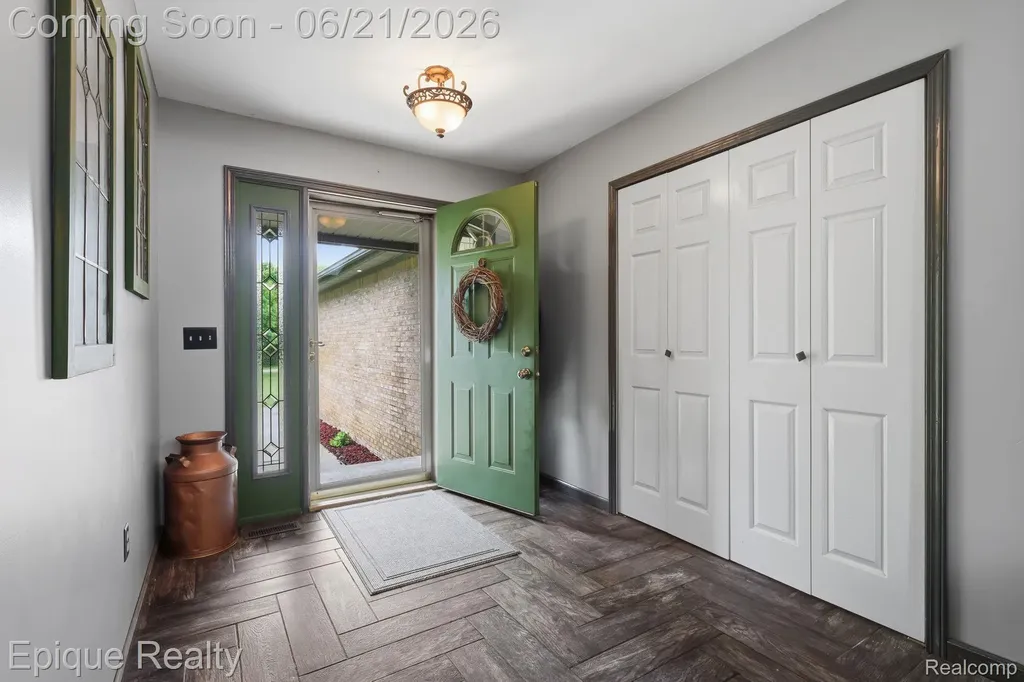 2348 Rochester Road Addison Township MI 48367
