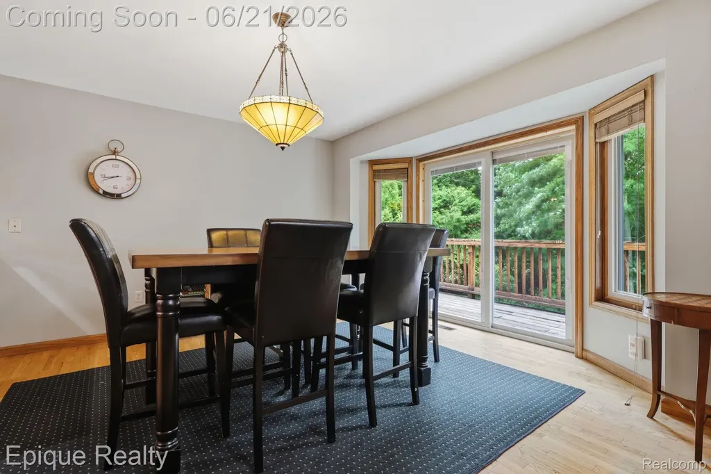 2348 Rochester Road Addison Township MI 48367
