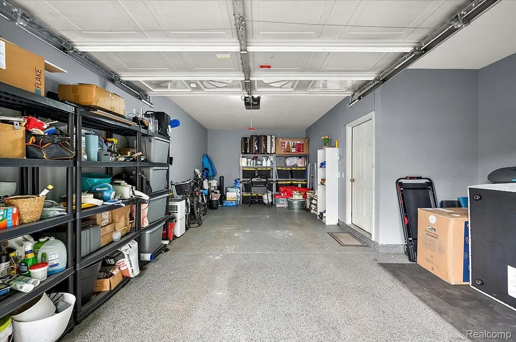 776 Amberly Drive Waterford Charter Township MI 48328