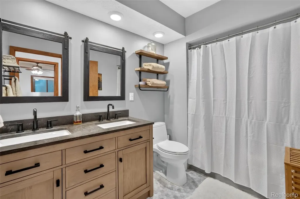 8655 Joey Drive Putnam Township MI 48169