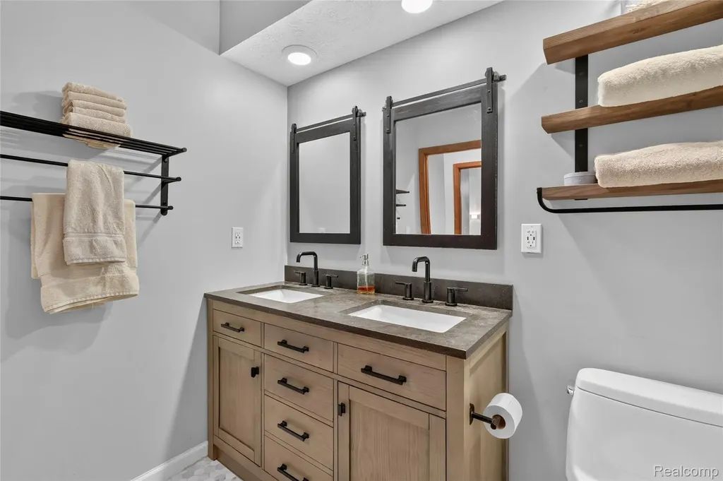8655 Joey Drive Putnam Township MI 48169