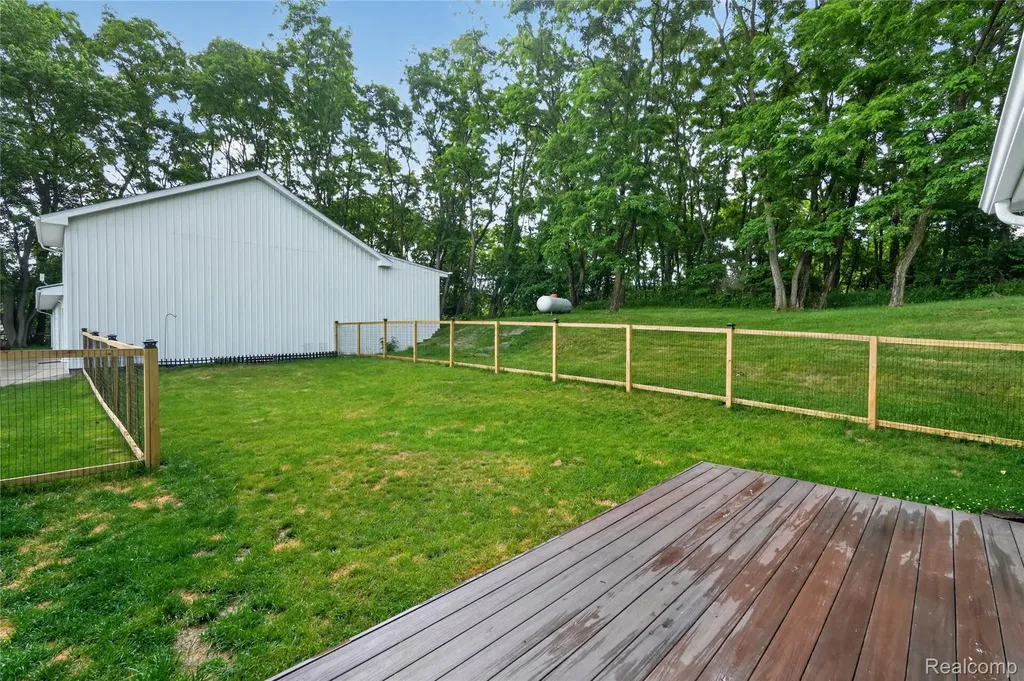 8655 Joey Drive Putnam Township MI 48169