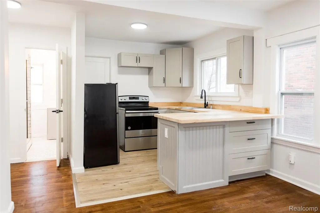 18306 Stoepel Street Detroit City MI 48221