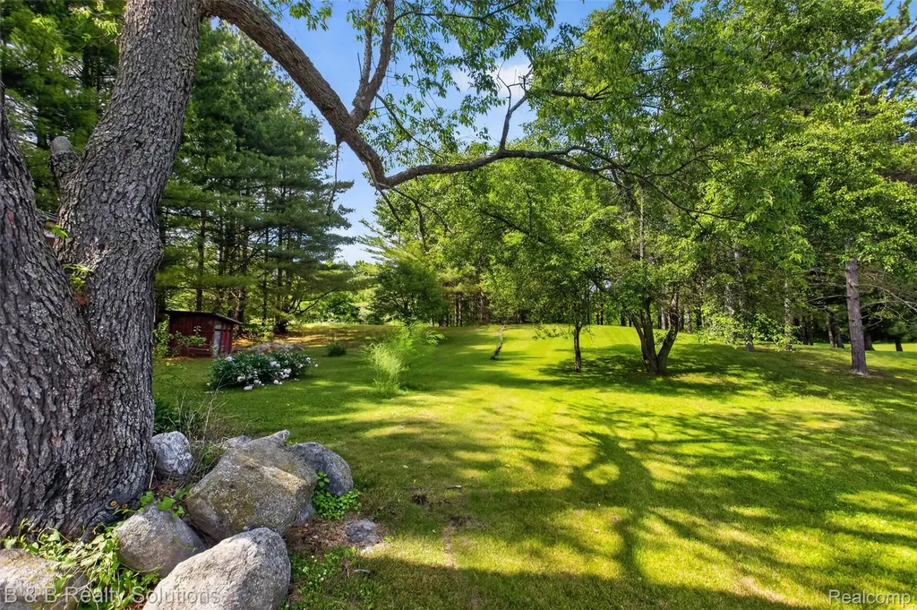 5544 Piersonville Road Marathon Township MI 48421