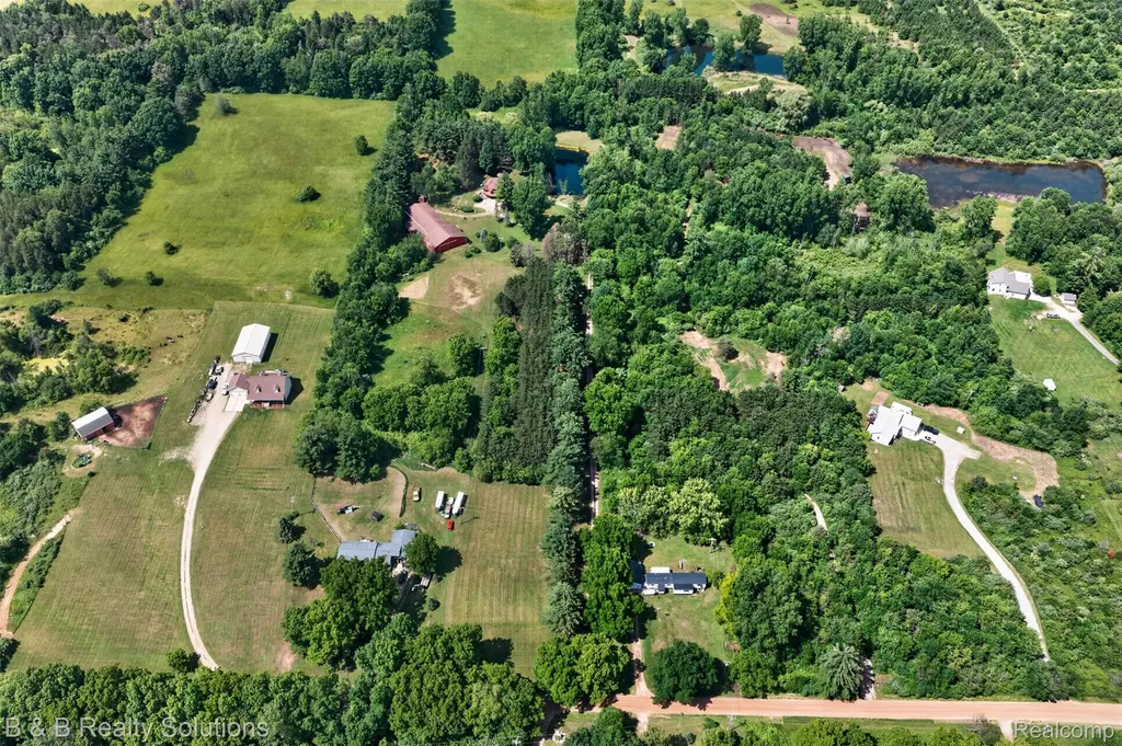 5544 Piersonville Road Marathon Township MI 48421