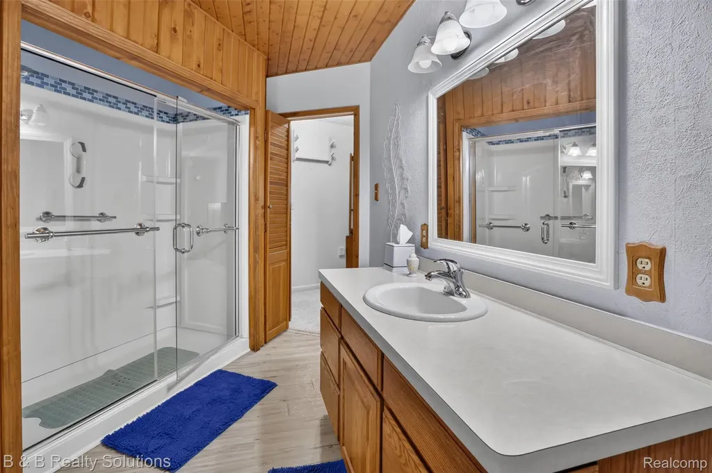 5544 Piersonville Road Marathon Township MI 48421