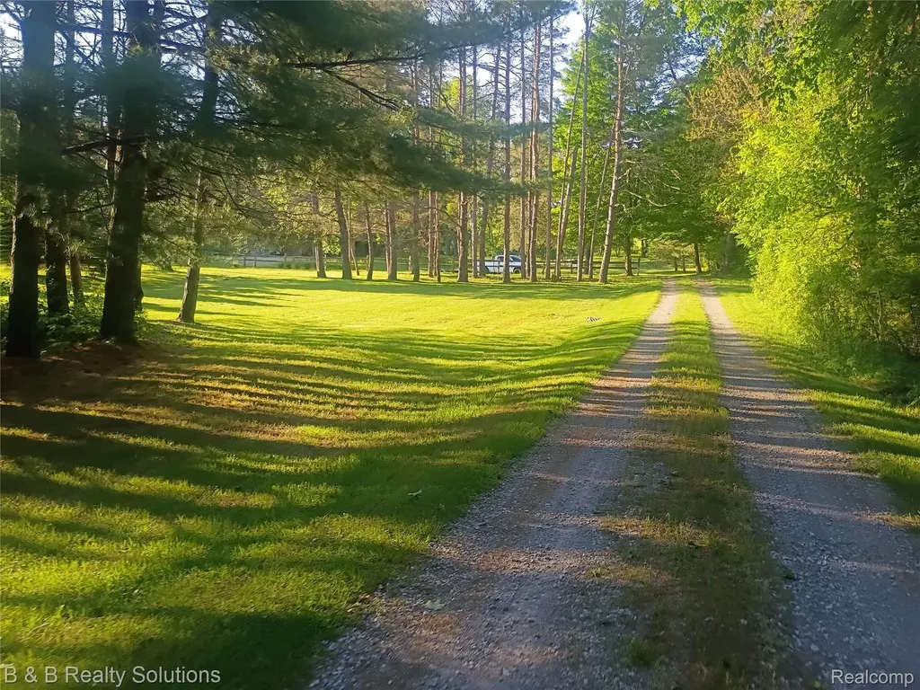 5544 Piersonville Road Marathon Township MI 48421