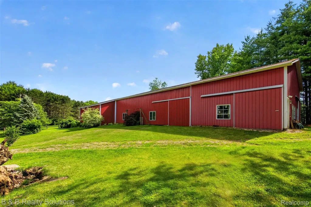 5544 Piersonville Road Marathon Township MI 48421