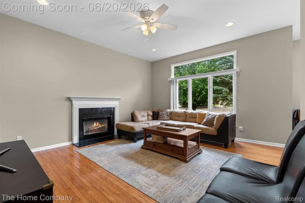 41278 Scarborough Lane Novi City MI 48375