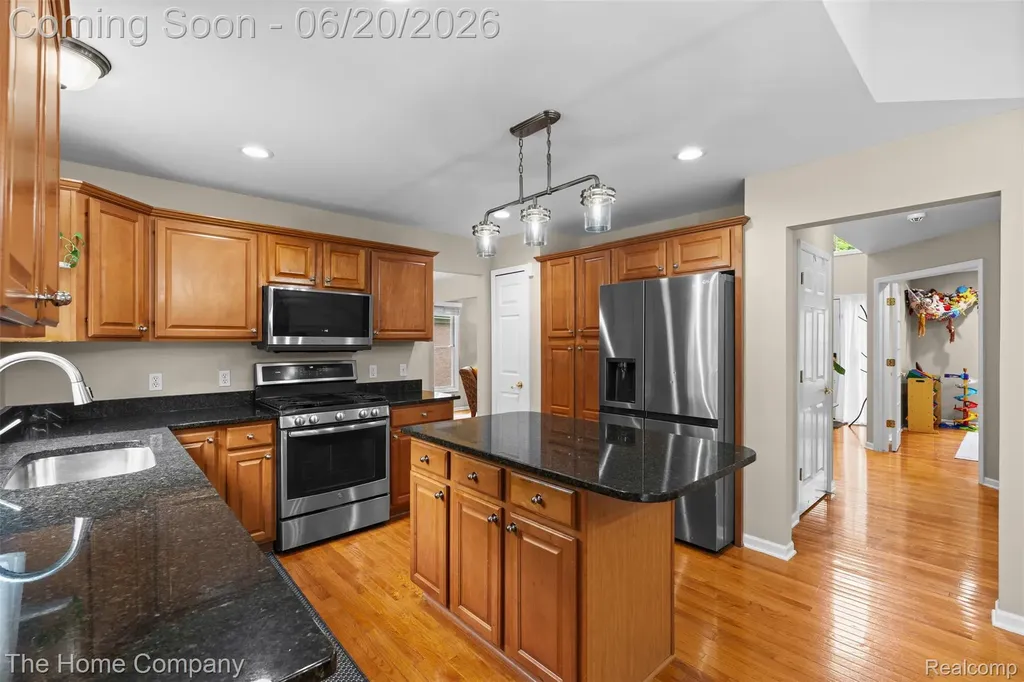 41278 Scarborough Lane Novi City MI 48375