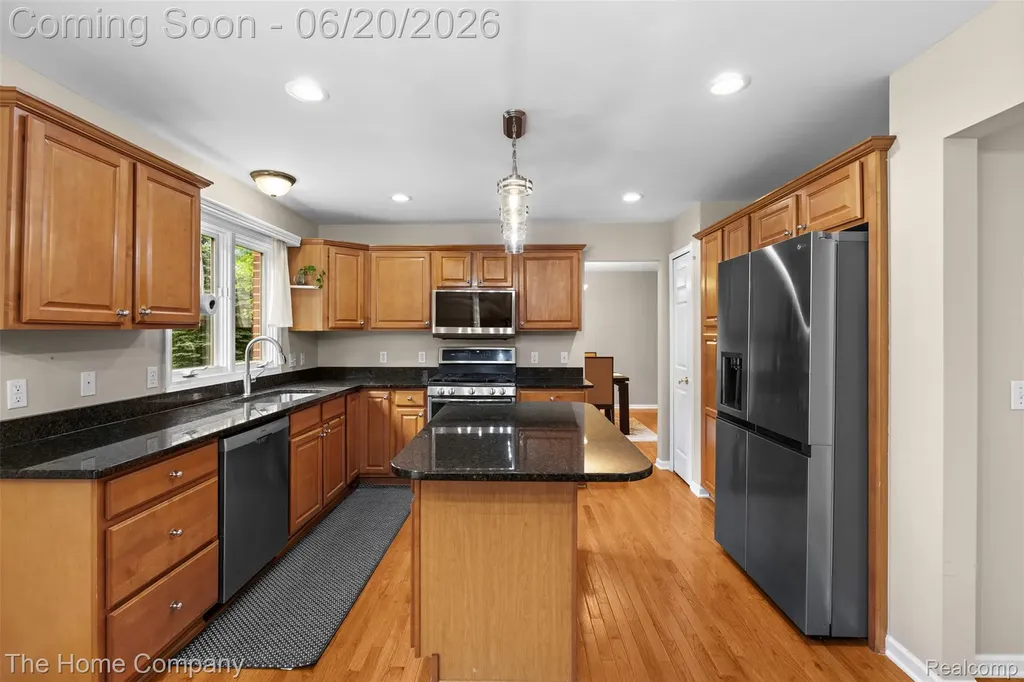 41278 Scarborough Lane Novi City MI 48375