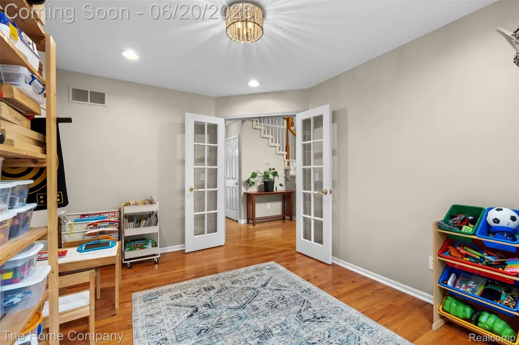 41278 Scarborough Lane Novi City MI 48375