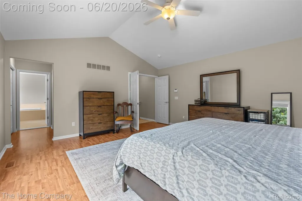 41278 Scarborough Lane Novi City MI 48375
