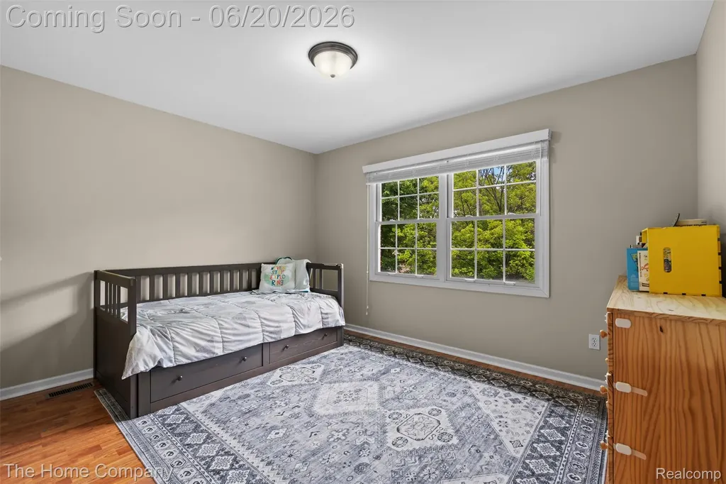 41278 Scarborough Lane Novi City MI 48375