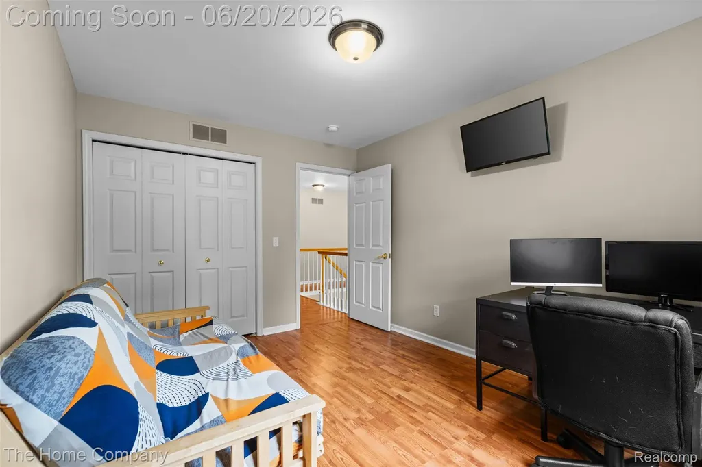 41278 Scarborough Lane Novi City MI 48375