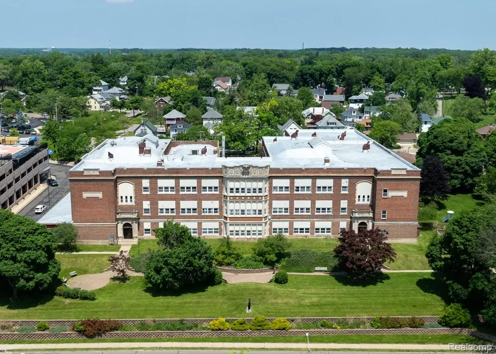 1210 E Michigan Avenue Jackson City MI 49201
