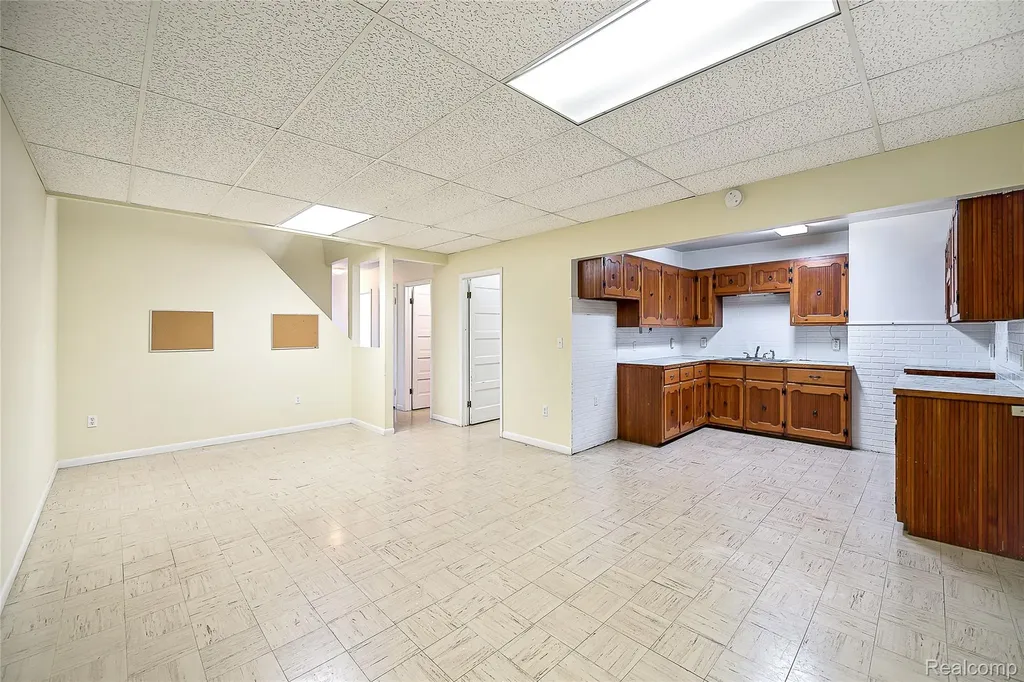 1210 E Michigan Avenue Jackson City MI 49201