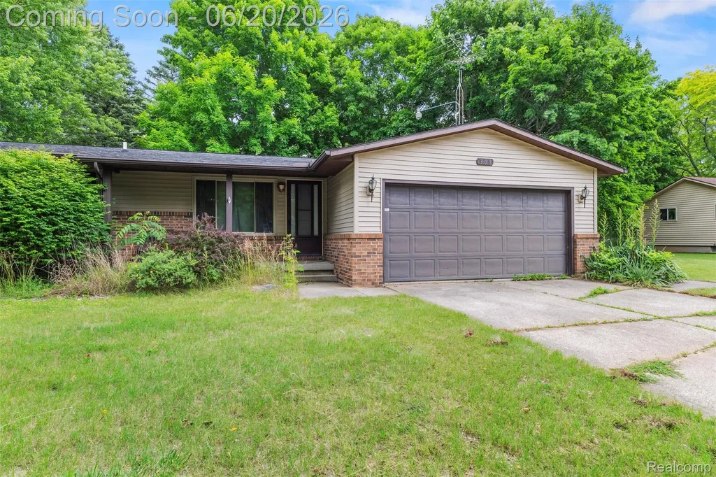 309 Windy Bluff Flushing City MI 48433