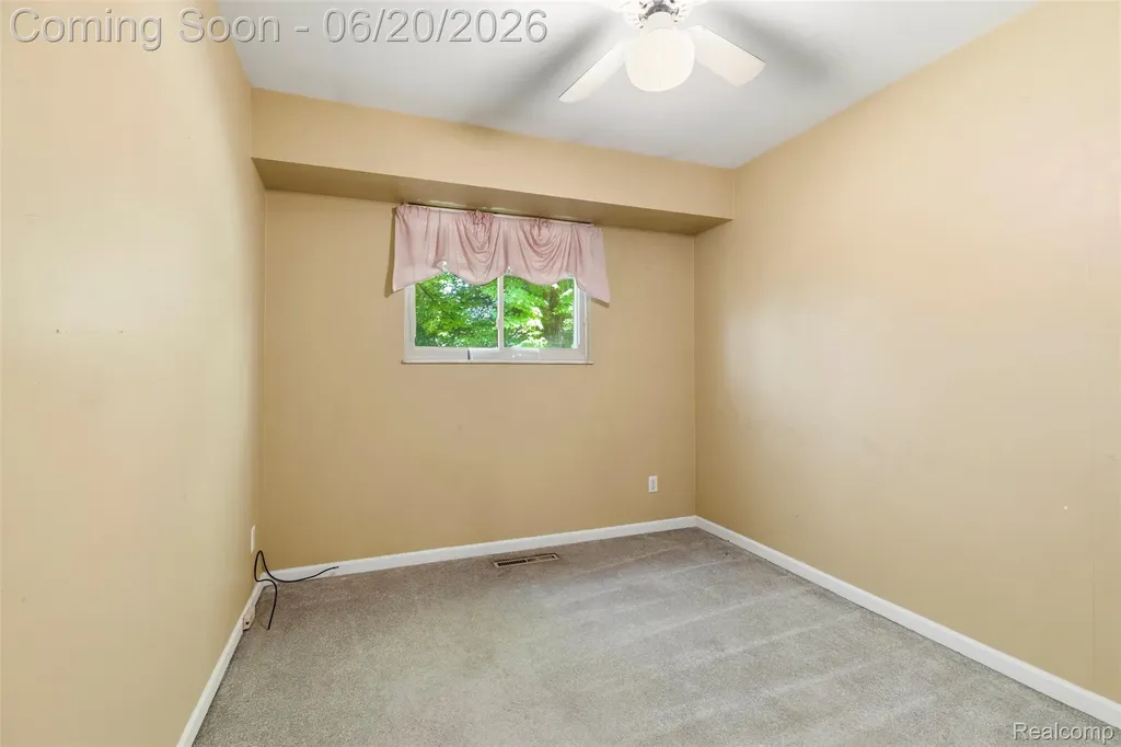 309 Windy Bluff Flushing City MI 48433