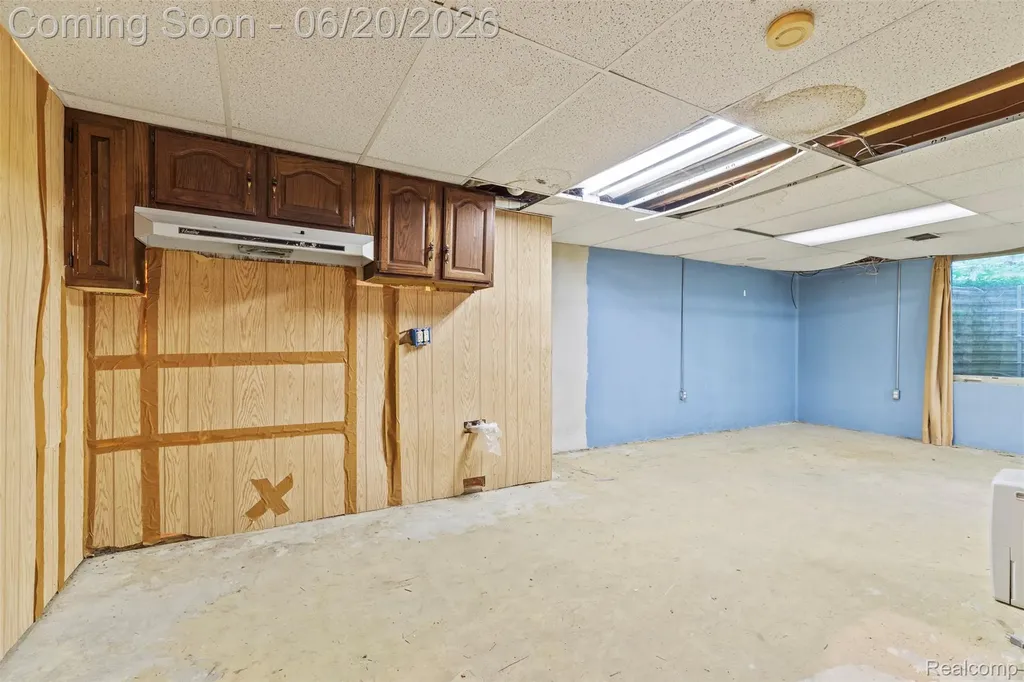 309 Windy Bluff Flushing City MI 48433