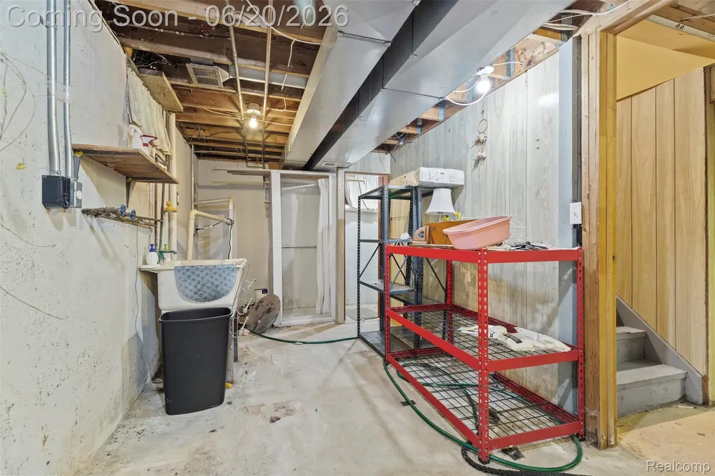 309 Windy Bluff Flushing City MI 48433