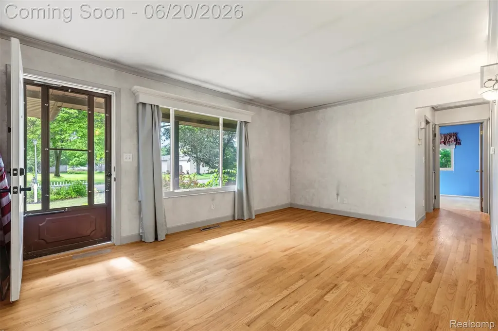 309 Windy Bluff Flushing City MI 48433