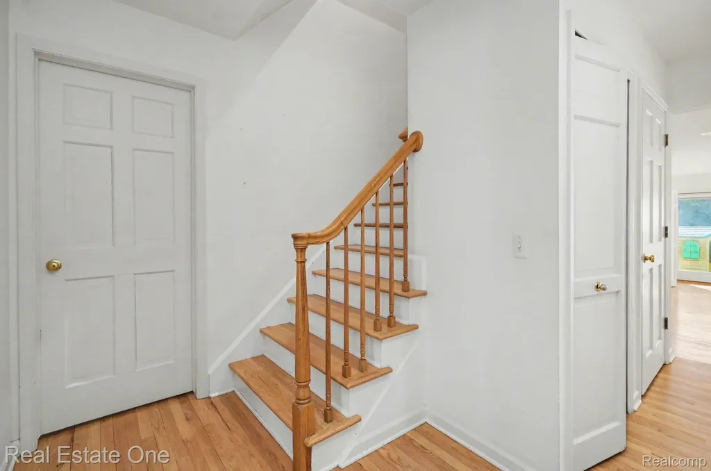 5840 Inkster Road West Bloomfield Charter Township MI 48323