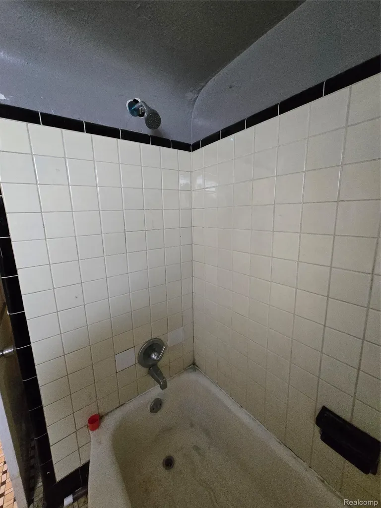8616 Mark Twain Street Detroit City MI 48228