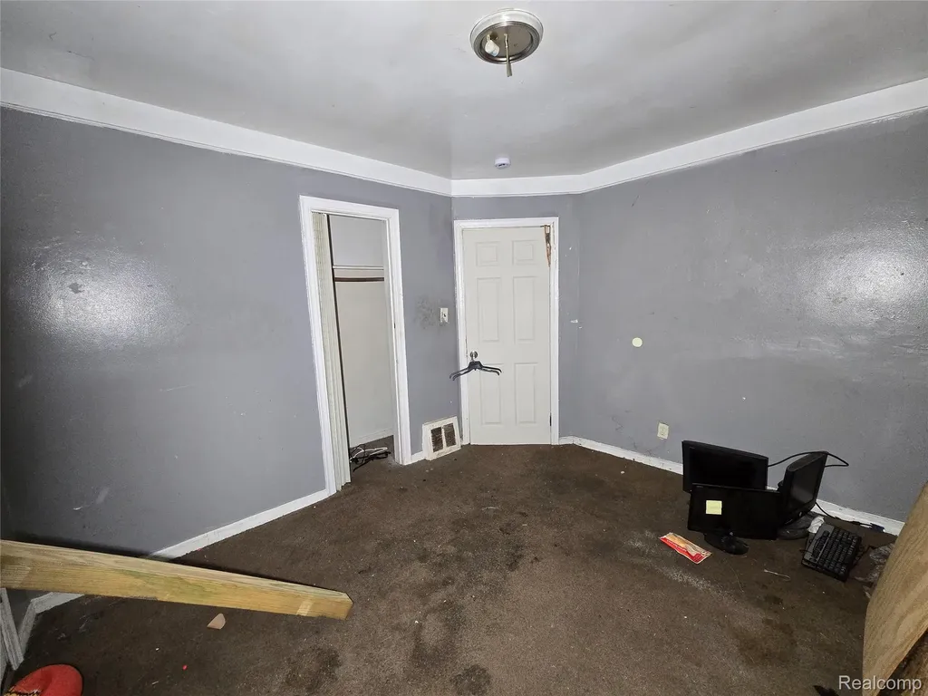 8616 Mark Twain Street Detroit City MI 48228