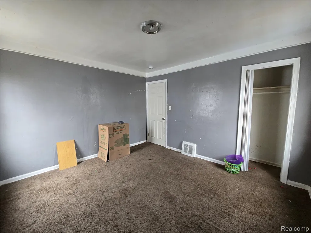 8616 Mark Twain Street Detroit City MI 48228