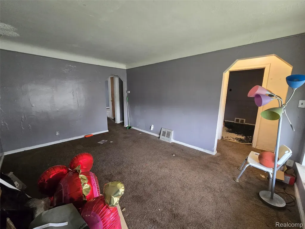 8616 Mark Twain Street Detroit City MI 48228