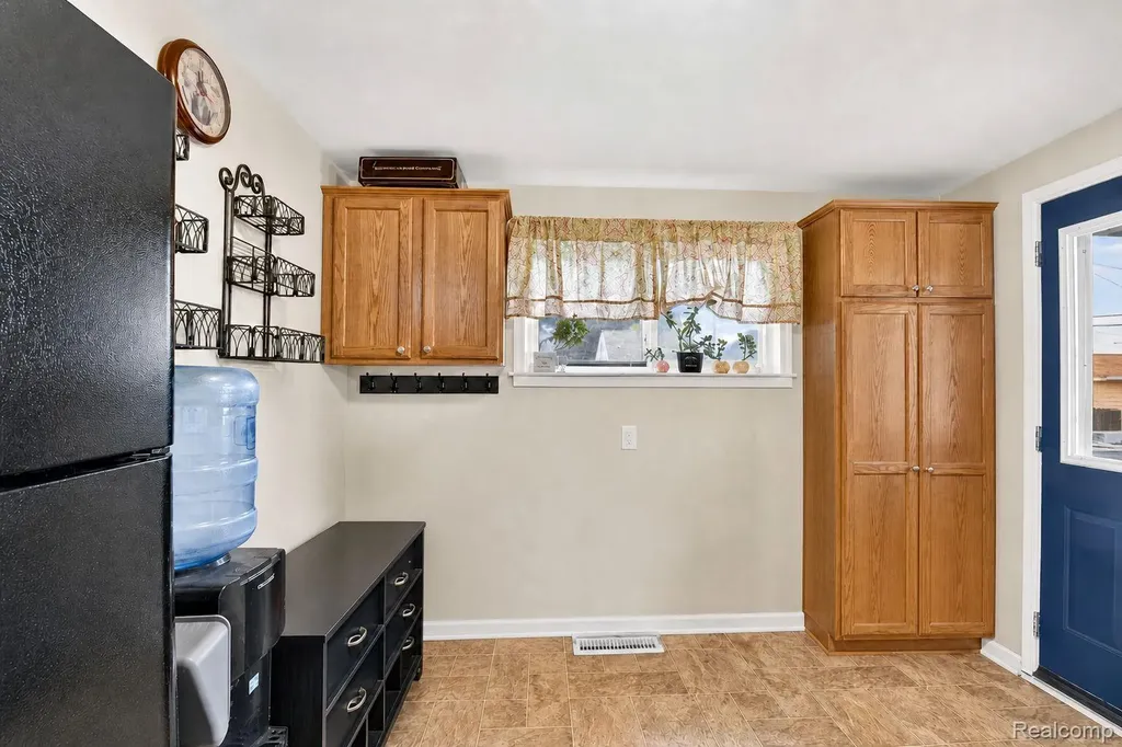 1871 7th Street Wyandotte City MI 48192