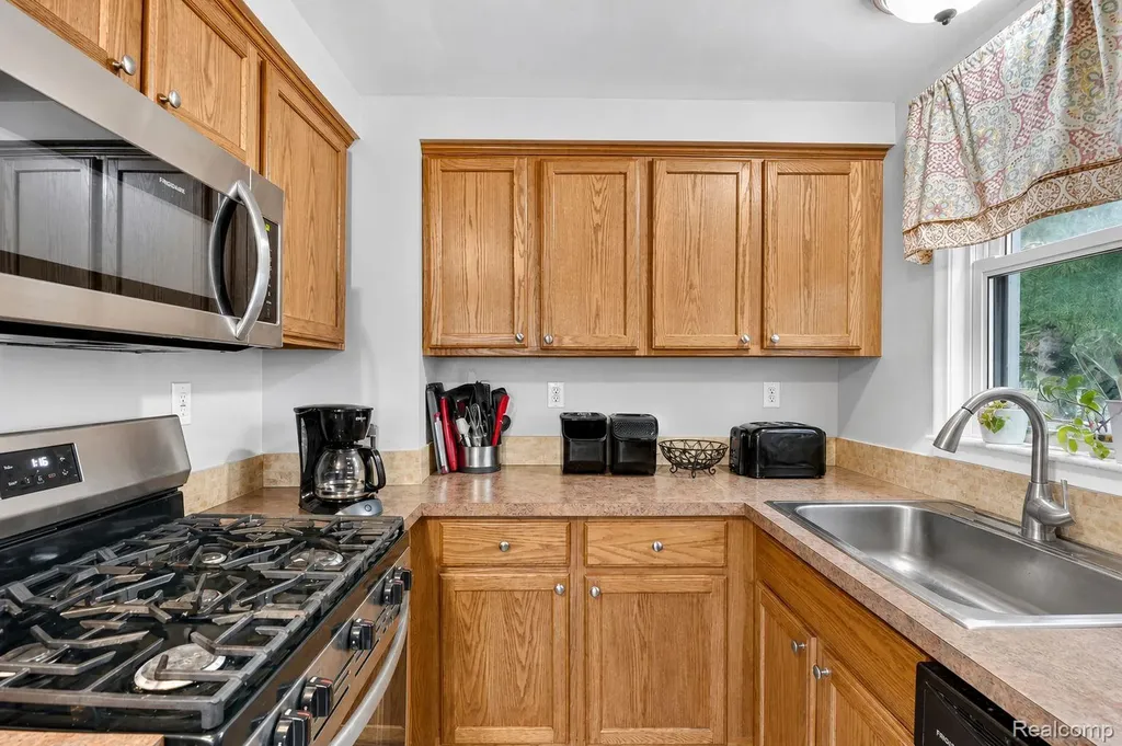 1871 7th Street Wyandotte City MI 48192
