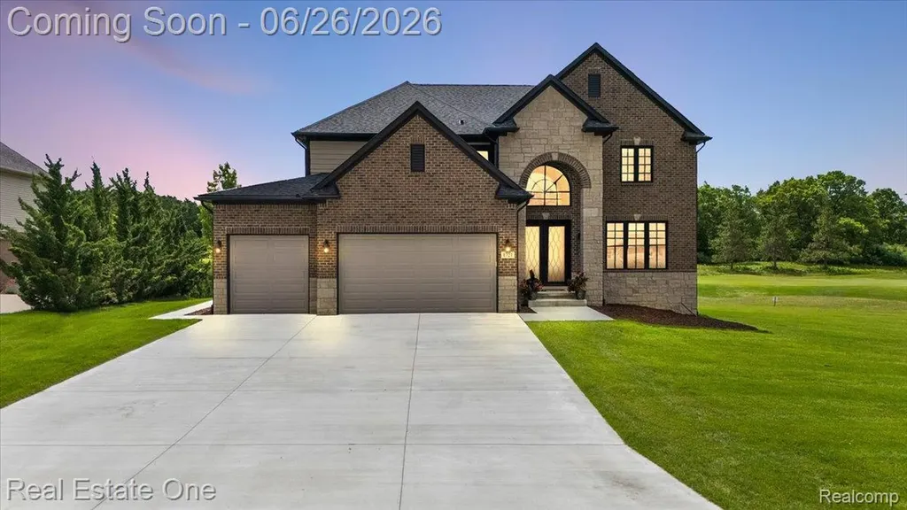 1721 Royal Birkdale Drive Oxford Charter Township MI 48371