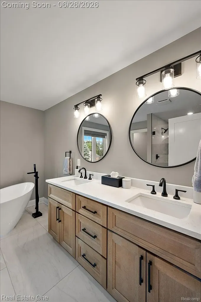 1721 Royal Birkdale Drive Oxford Charter Township MI 48371