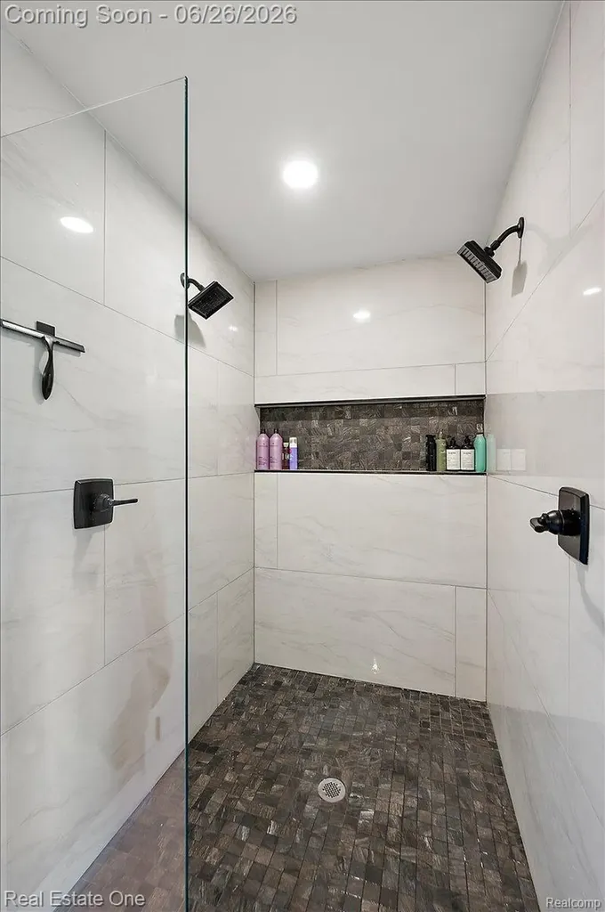 1721 Royal Birkdale Drive Oxford Charter Township MI 48371
