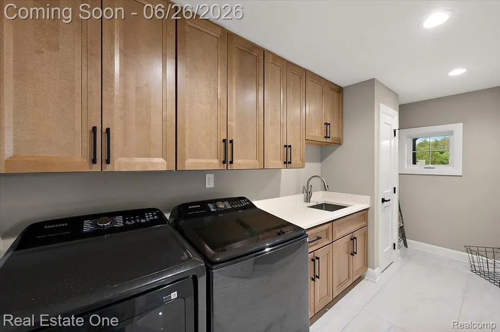 1721 Royal Birkdale Drive Oxford Charter Township MI 48371