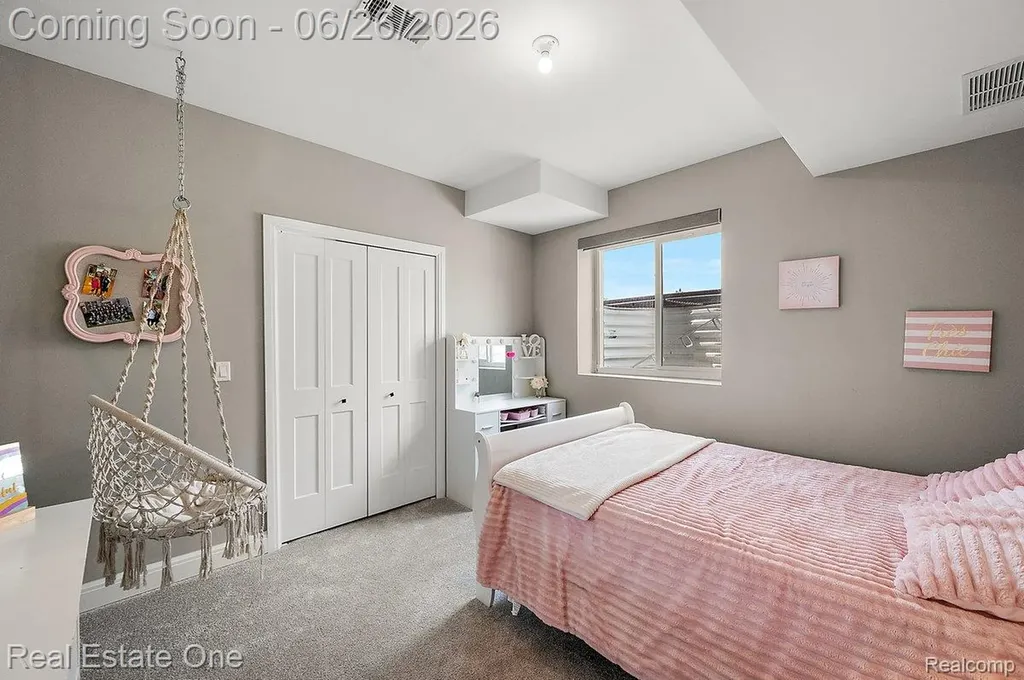 1721 Royal Birkdale Drive Oxford Charter Township MI 48371