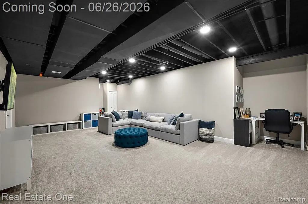 1721 Royal Birkdale Drive Oxford Charter Township MI 48371