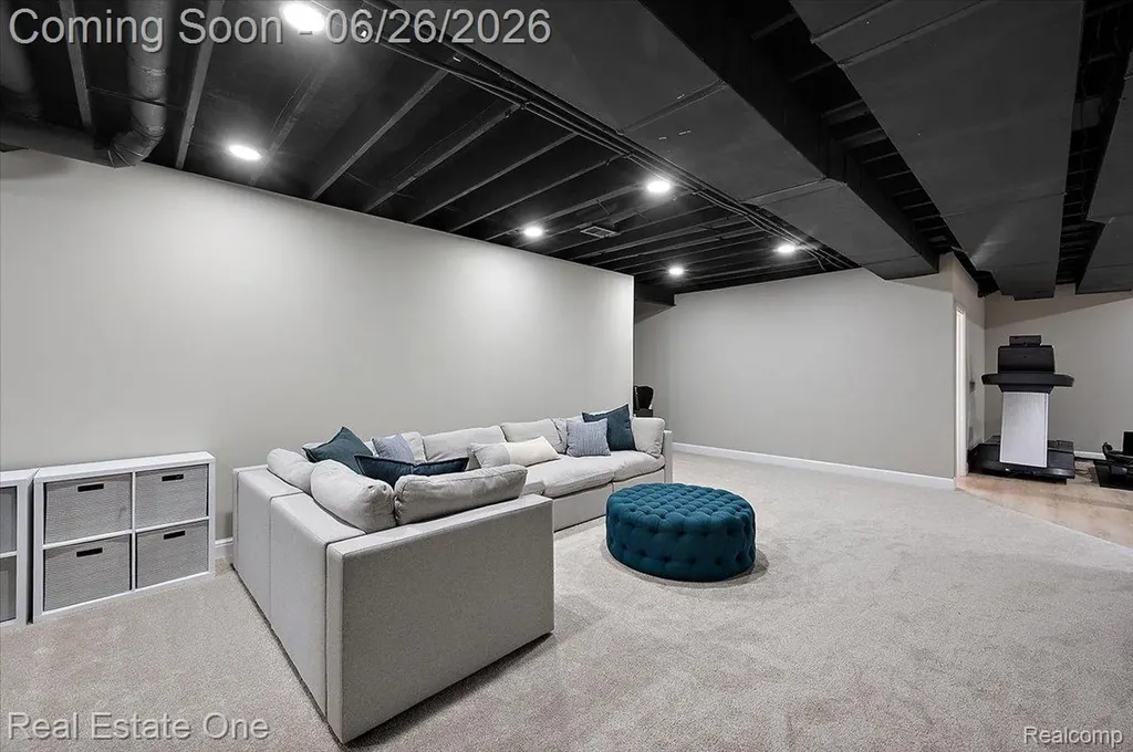 1721 Royal Birkdale Drive Oxford Charter Township MI 48371