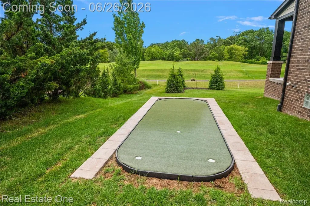 1721 Royal Birkdale Drive Oxford Charter Township MI 48371