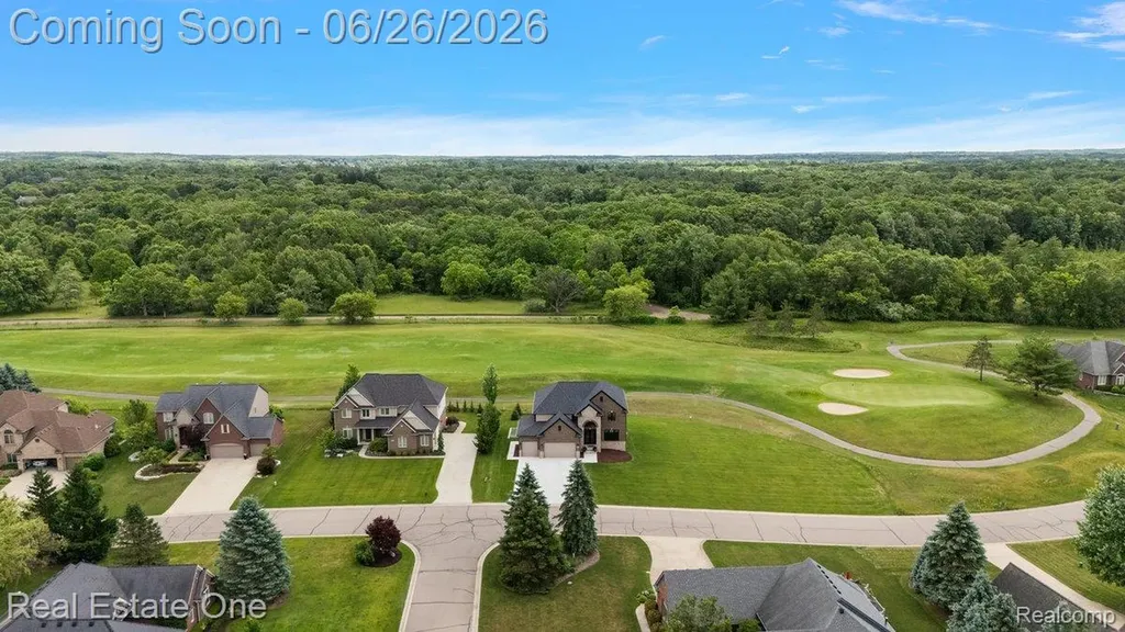 1721 Royal Birkdale Drive Oxford Charter Township MI 48371