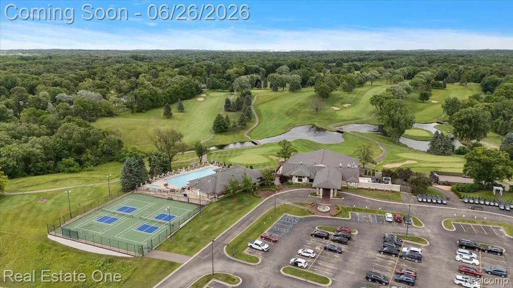 1721 Royal Birkdale Drive Oxford Charter Township MI 48371