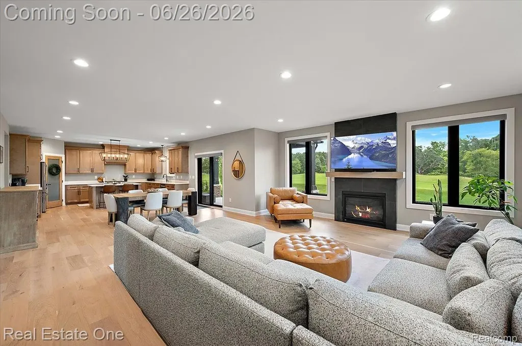 1721 Royal Birkdale Drive Oxford Charter Township MI 48371