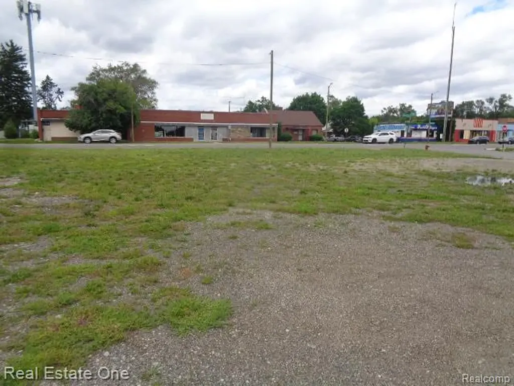 12919 W 7 Mile Road Detroit City MI 48235