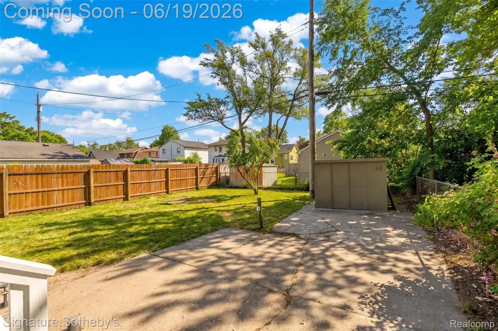 388 Channing Street Ferndale City MI 48220